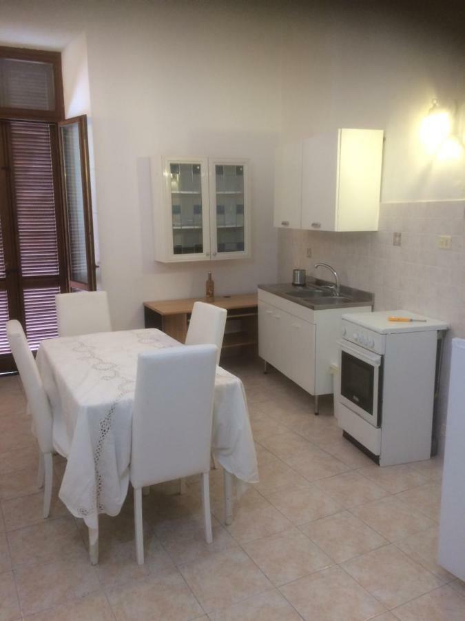 Whole Holiday Home Apartment Fantastic Civitavecchia Da Pamino & Priscilla Con Due Camere Letto! المظهر الخارجي الصورة