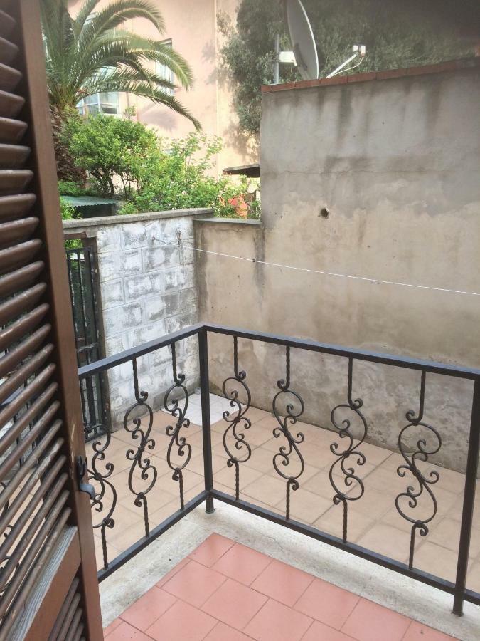 Whole Holiday Home Apartment Fantastic Civitavecchia Da Pamino & Priscilla Con Due Camere Letto! المظهر الخارجي الصورة